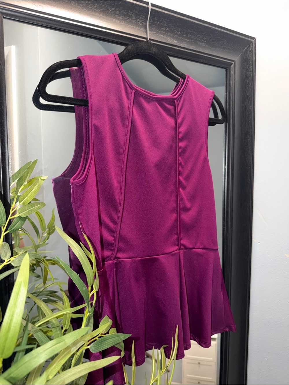 SHEIN Magenta Sleeveless Peplum Top